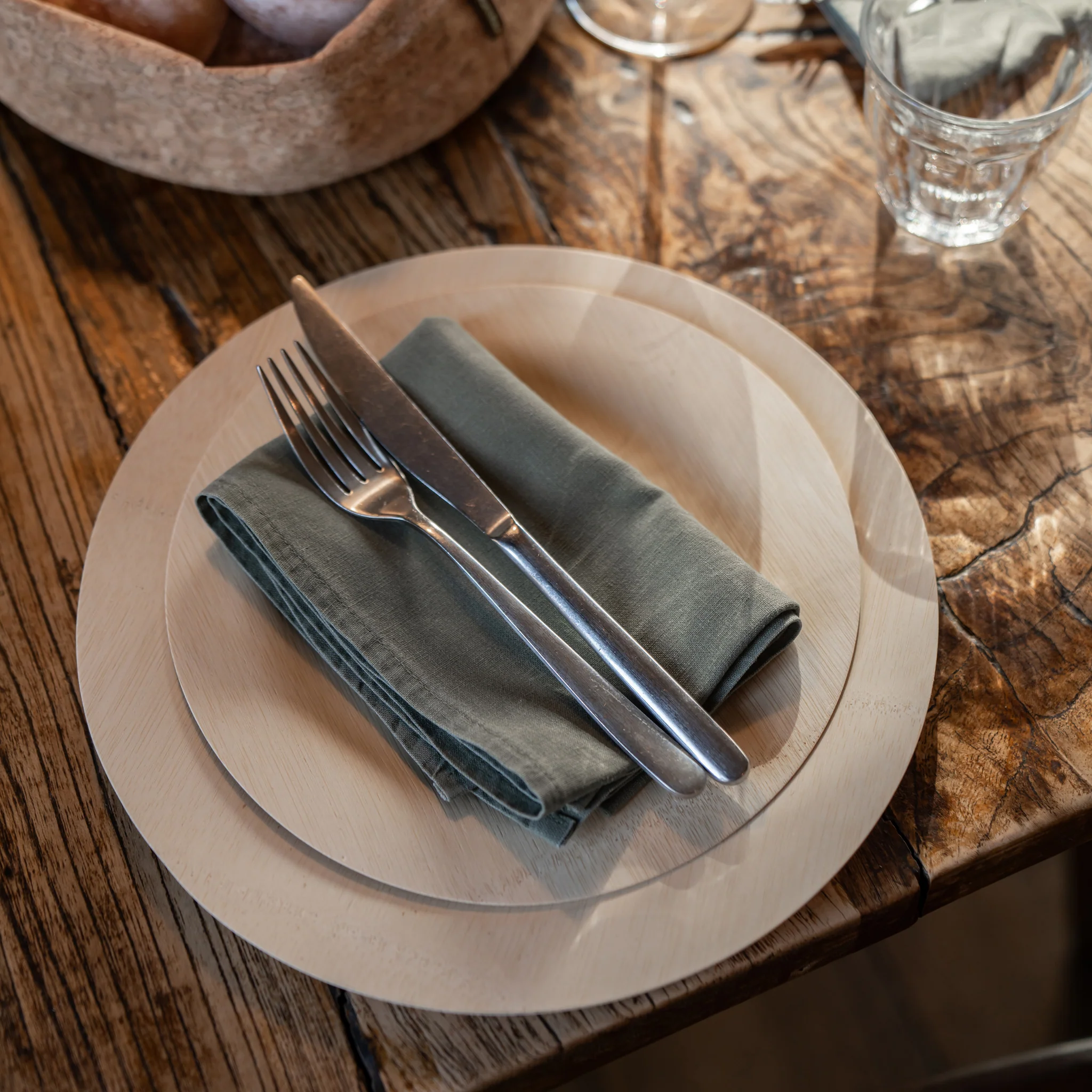 Disposable Bamboo Round Plates - Image 3